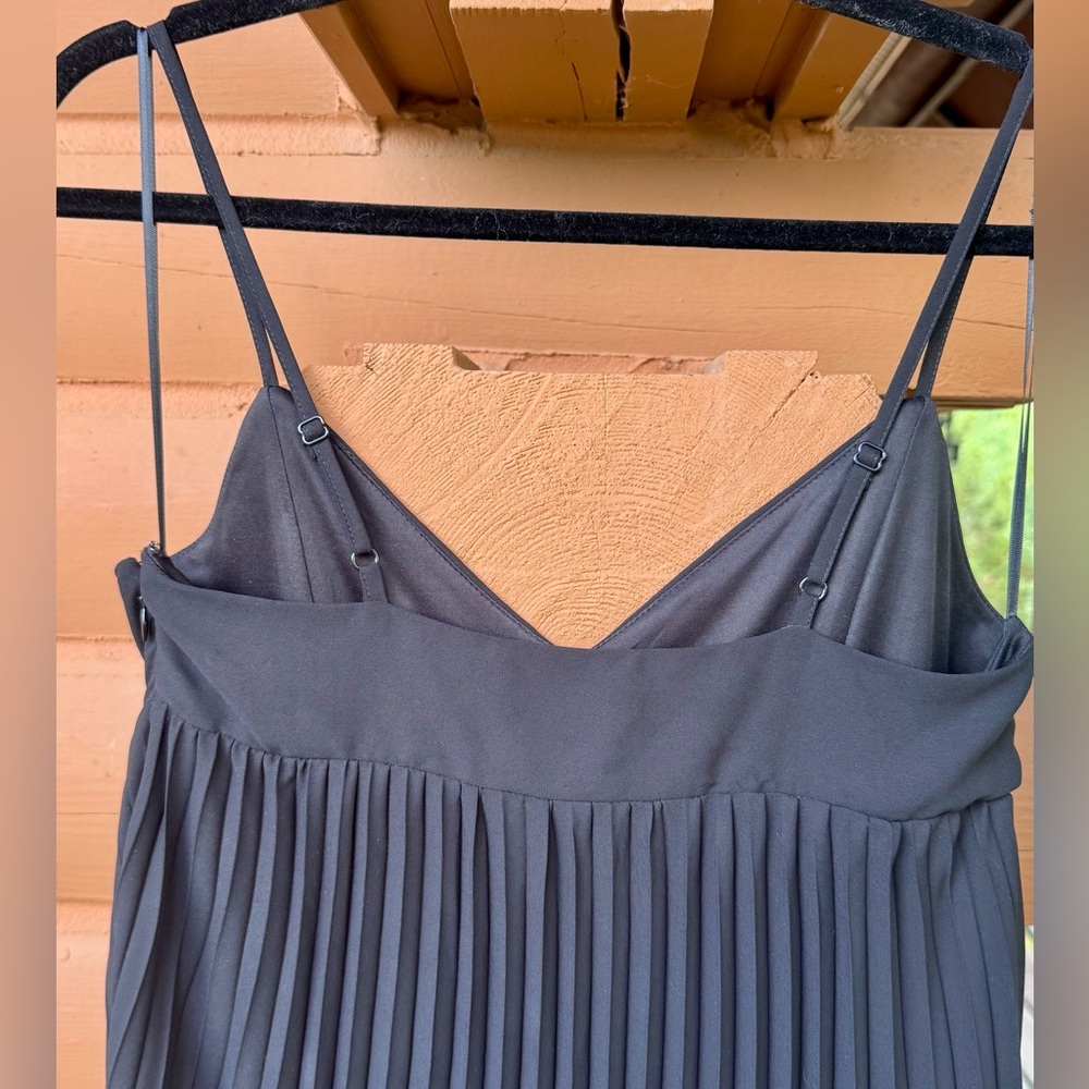 Express Black Pleated Maxi Dress - Picture 7 of 10